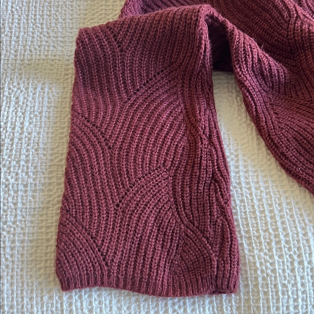 Women's Roxy V-Neck Knit Sweater - Picture 2 of 4